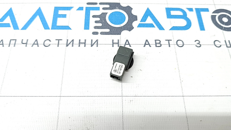 Микрофон Mercedes W167 GLE 350 450 20-22 с черной накладкой