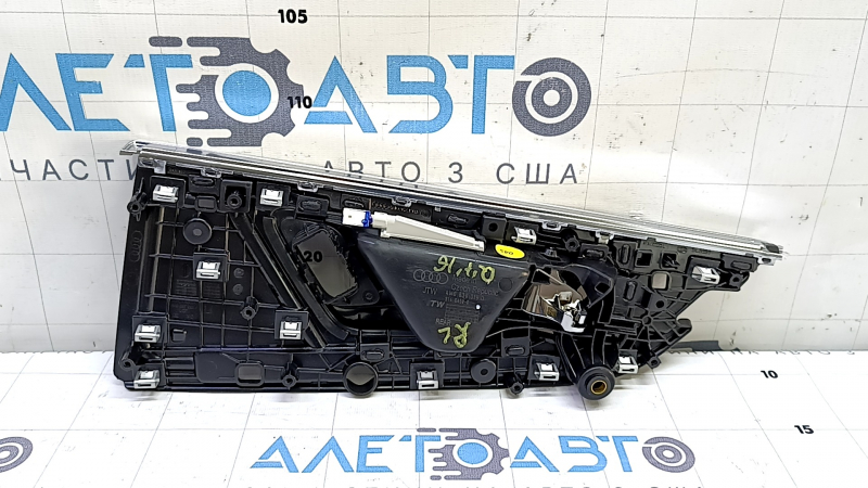 Ручка двери внутренняя задняя левая Audi Q7 16-26 хром