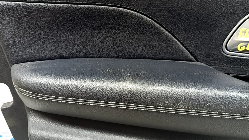 Обшивка дверей картка передня ліва Mercedes W167 GLE 350 450 20-26 чорна шкіра, з підсвічуванням неробочої, підлокітник шкіра чорна, вставка під сіре дерево, Burmester, з ручкою, контакт з водою, цар