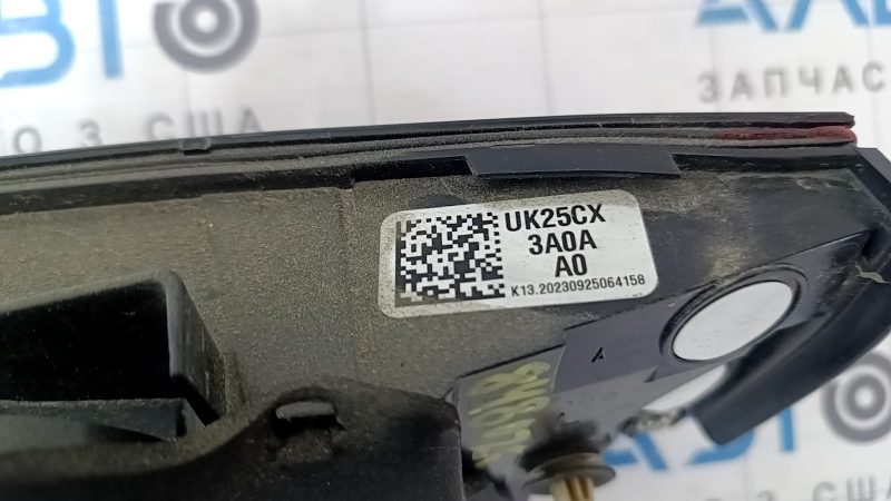 Фонарь внутренний дверь багажника левый Honda CRV 23-26 потерт