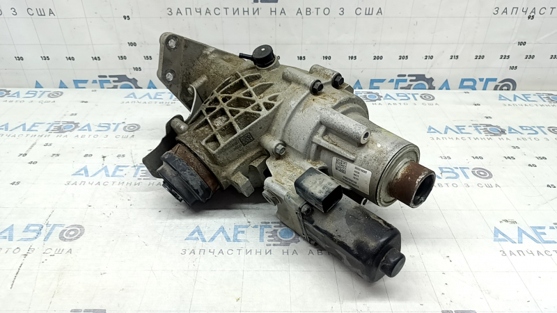 Передний редуктор раздатка Jeep Compass 23-26 2.0T акпп 14к, повреждение водой, эмульсия