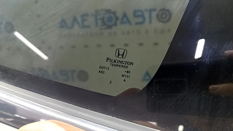 Маркровка стекла форточки Honda CR-V 2023-2026 от производителя Pilkington