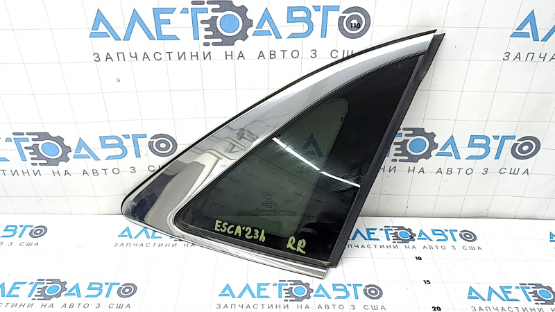 Боковая форточка задняя правая для Ford Escape 2020-2026, без дефектов