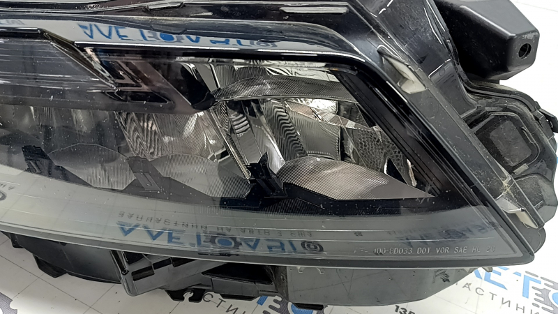 Фара передняя правая Nissan Rogue 21-26 LED S
