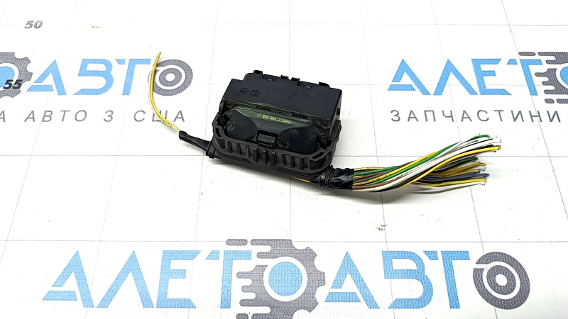 Фишка на блок ECU компьютер двигателя BMW X5 F15 16-18 plug-in большая, черная, 33 пина