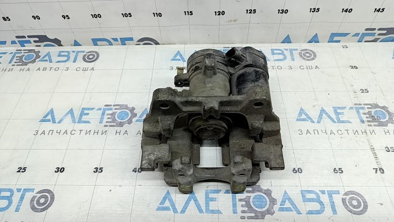 Суппорт в сборе задний правый Ford Fusion mk5 13-20 электро