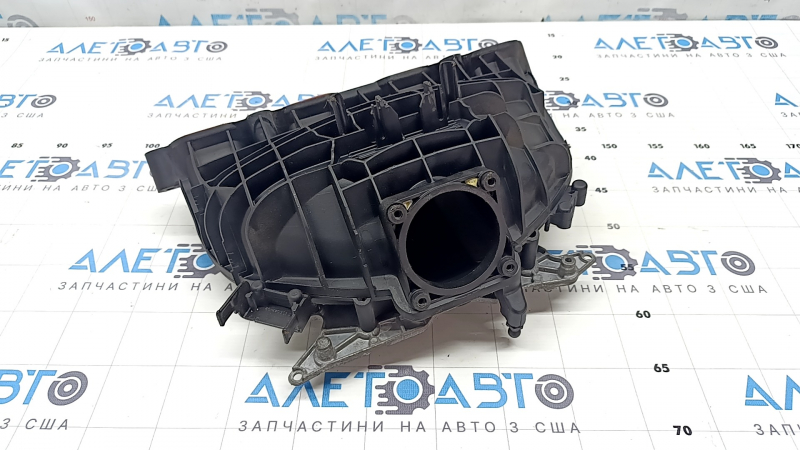 Коллектор впускной BMW X5 F15 16-18 plug-in