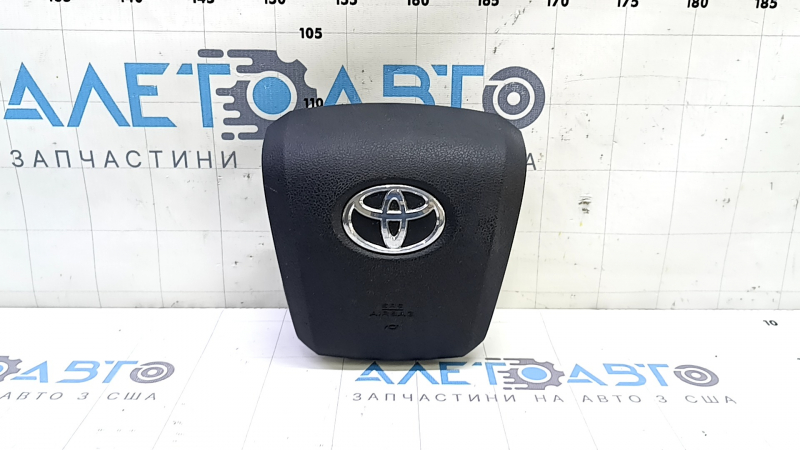Подушка безопасности руля для Toyota Prius 2016-2022, вид спереди с логотипом.
