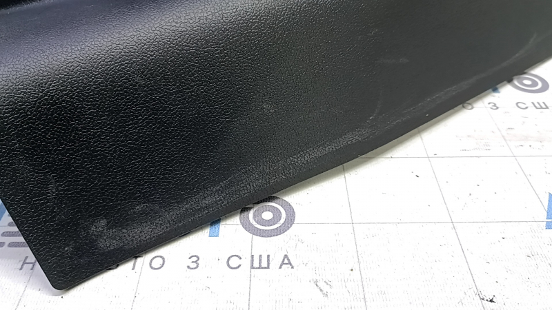 Накладка под сидением правая Toyota Prius 50 16-22 черная, 2 части, потерта