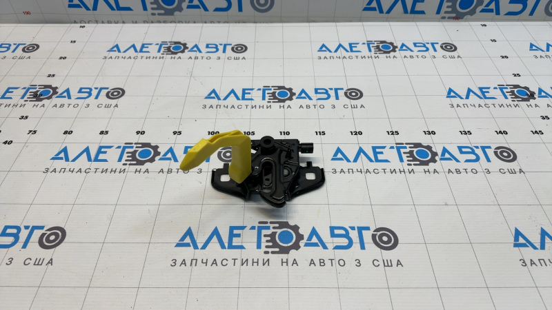 Замок капота Nissan Sentra 20-24 с датчиком