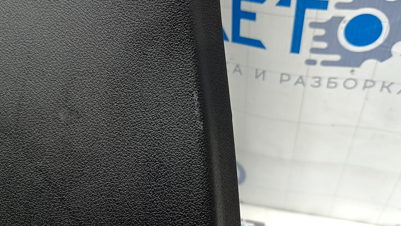 Обшивка задней верхней двери нижняя BMW X5 G05 19-26 черная, потерта, царапины