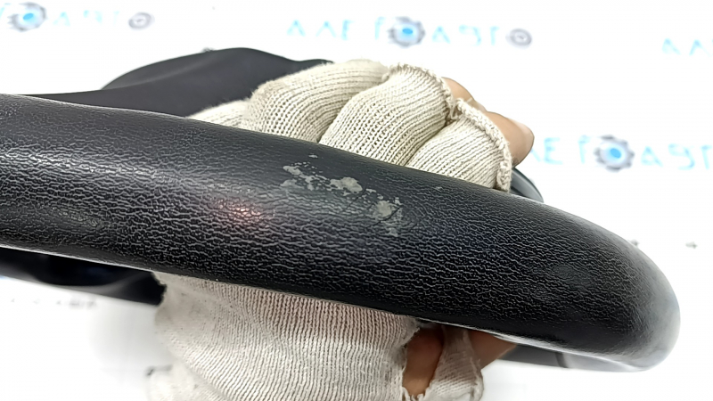Руль голый BMW X5 G05 19-26 кожа черная с подогревом, с лепестками, Sport, царапины, примятости, под чистку