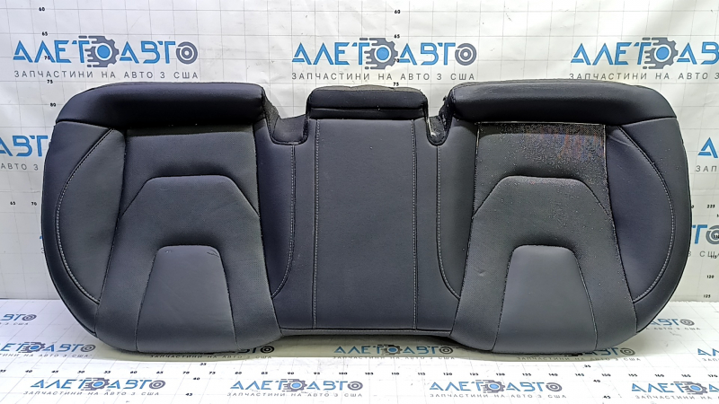 Подушка заднего ряда сидений Ford Fusion mk5 17-20 кожа черная, перфорация, Titanium, под чистку, царапина
