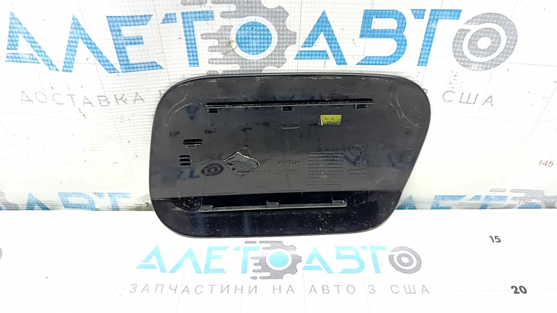 Лючок бензобака Audi Q8 19-26
