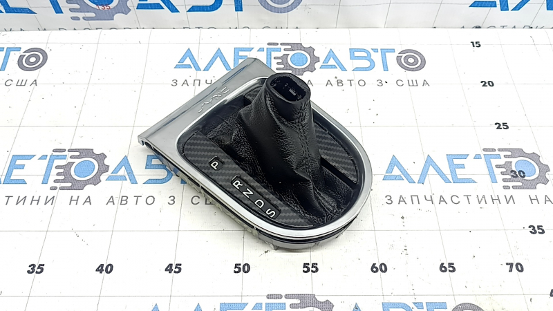 Накладка шифтера КПП Ford Mustang mk6 18-23 под карбон, хром, царапины