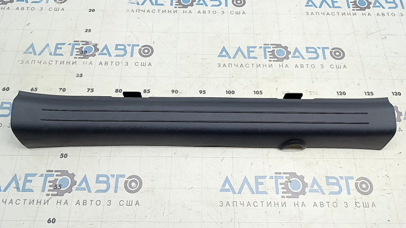 Накладка порога внутренняя передняя правая Kia EV6 22-24 черная