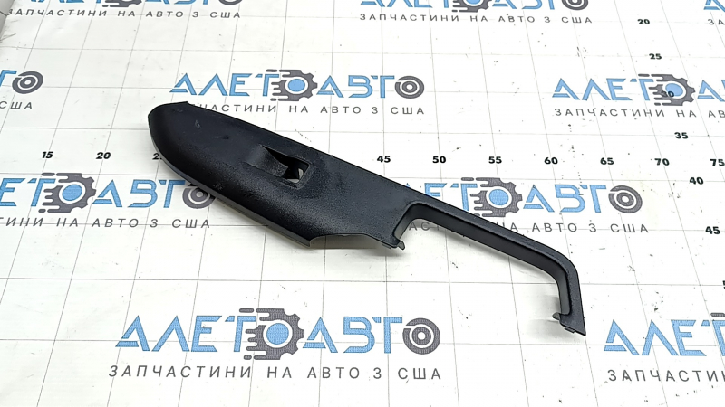 Накладка управления стеклоподъемником передним правым Ford Mustang mk6 15-23 купе, черная, без управления, потерта