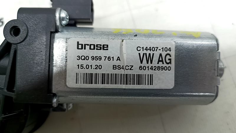 Мотор регулировки спинки водительского сиденья Audi A4 B9 17-25