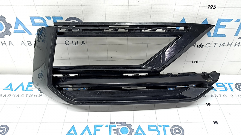 Обрамление птф правое VW Tiguan 18-21 черный глянец, R-Line, песок, трещина