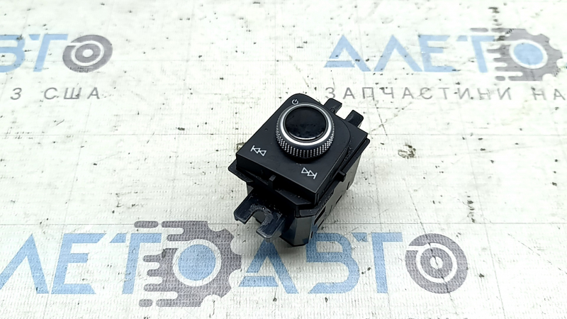 Панель управления регулировки громкости мультимедиа Audi A4 B9 20-25
