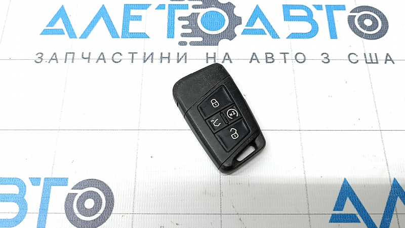 Ключ VW Tiguan 18-20 keyless 5 кнопок, тип 2, потерт, царапины