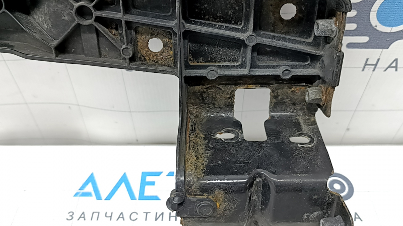 Накладка телевизора Volvo XC90 16-24 коррозия