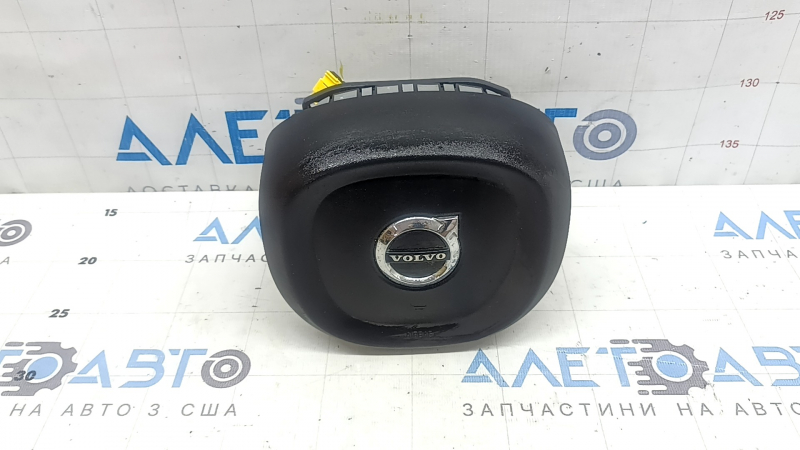 Подушка безопасности airbag в руль водительская Volvo XC90 16-25 черная, царапины