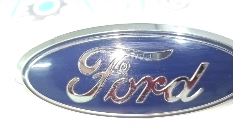 Эмблема значок двери багажника Ford Escape MK3 17-19 рест, потерта