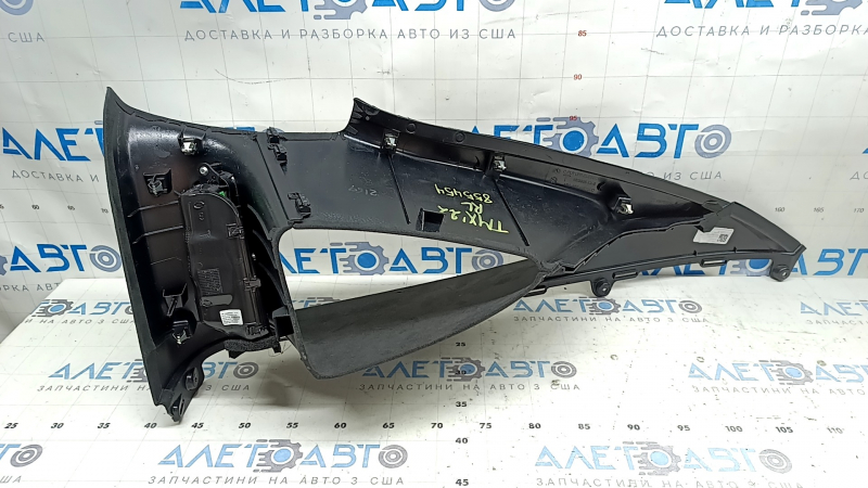 Накладка задней стойки верхняя левая для Tesla Model X 2022-2026, вид изнутри.