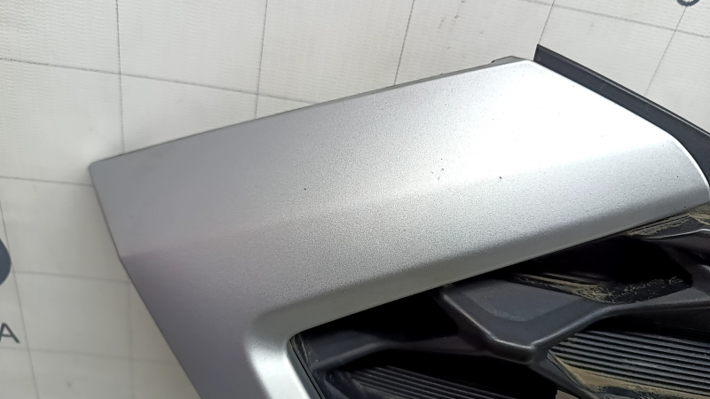 Решетка радиатора grill в сборе Hyundai Tucson 19-21 черный мат, обрамление серебро, с эмблемой, песок
