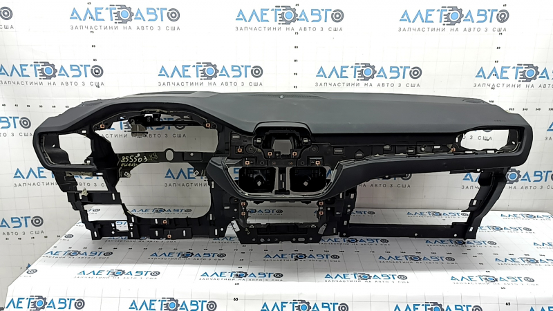 Передняя панель для Ford Escape 2020-2026, вид спереди без AIRBAG.