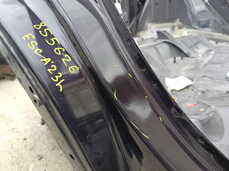 Закат заднего крыла правый Ford Escape MK4 20-26 вмятины