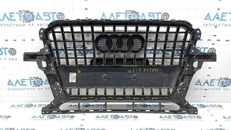 Решетка радиатора grill Audi Q5 8R 13-17 рест, без парктроников, глянец, хром, с эмблемой quattro, незаводские отверстия
