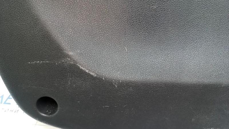 Обшивка двери багажника нижняя Hyundai Tucson 16-21 черная, царапины, сломано крепление
