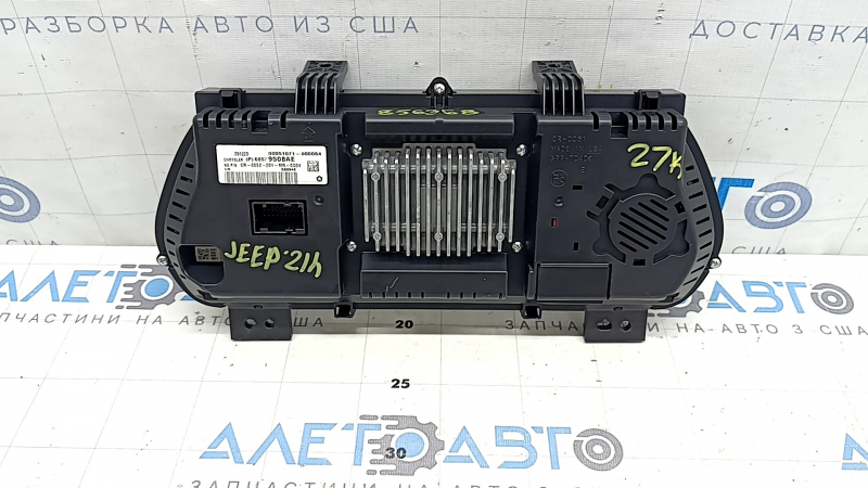 Щиток приборов Jeep Grand Cherokee WL 23 10.25" цветной, 27к, царапины