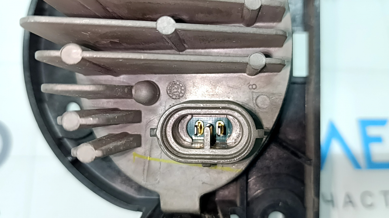 Противотуманная фара птф правая Jeep Grand Cherokee WL 21-26 LED