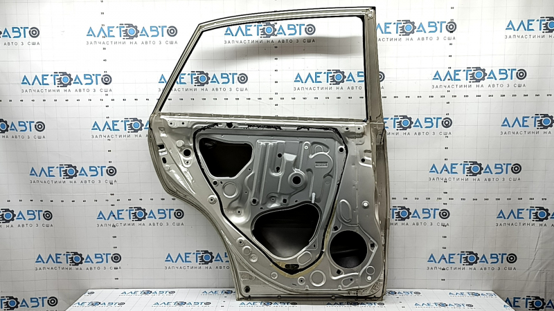Дверь голая задняя левая Lexus RX300 RX330 RX350 RX400h 04-09 золотистый 4R4, после ремонта