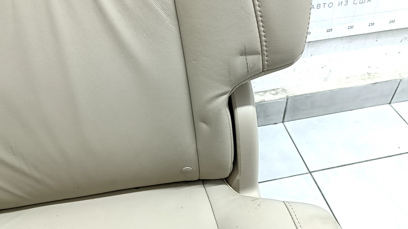 Заднее сиденье левое Lexus RX300 RX330 RX350 RX400h 04-09 кожа беж, под химчистку, замята