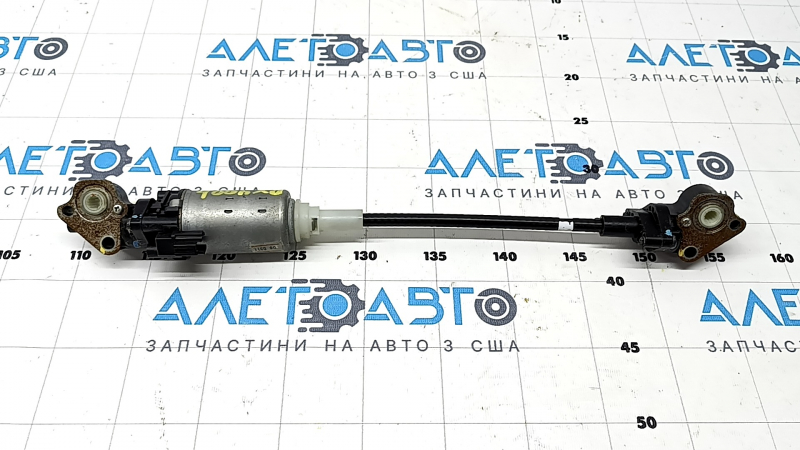 Моторчик продольной регулировки пассажирского сиденья Lexus RX300 RX330 RX350 RX400h 04-08 с приводом