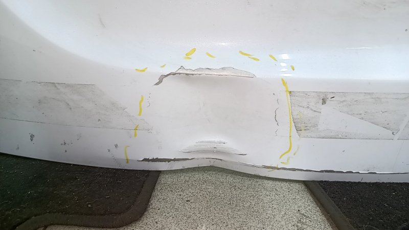 Дверь багажника голая Tesla Model X 22-26 белая PPSW, вмятины