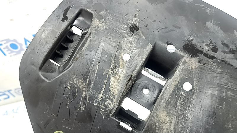 Накладка заднего нижнего рычага правая BMW X5 G05 19-26 надорван, примят