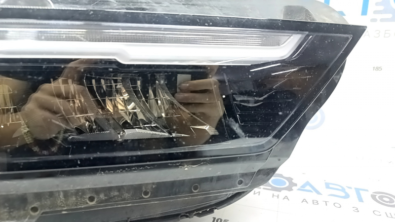 Фара передняя правая Honda Accord 23-26 LED, песок
