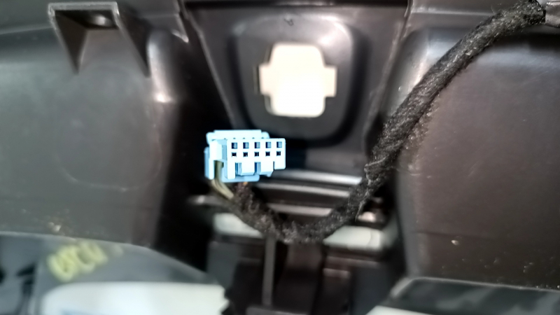 Накладка передней панели центральная верхняя Ford Escape MK3 13-19 черная