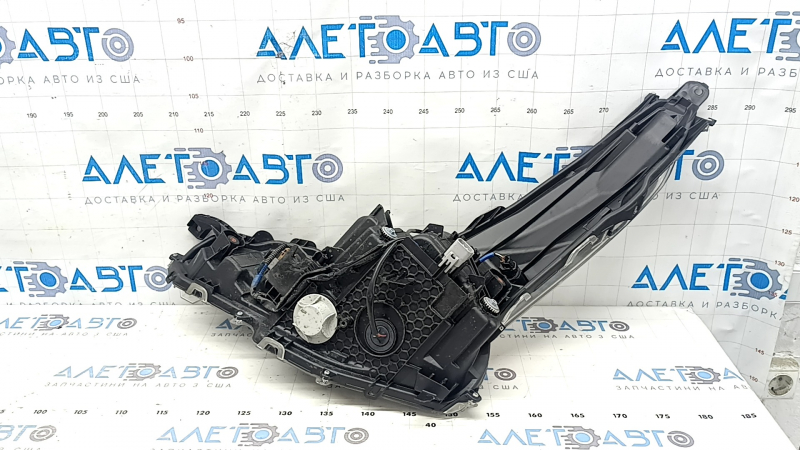 Фара передняя правая в сборе Toyota Prius 50 19-22 LED с AFS, без Auto Light, под полировку