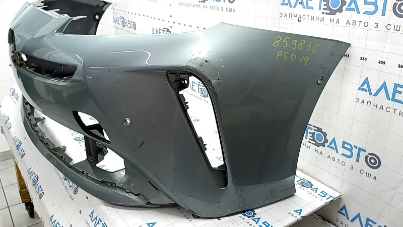 Бампер передний голый Toyota Prius 50 19-22 под парктроники и PMA, зеленый, надломаны крепления, вмятины, царапины, надорван, трещины