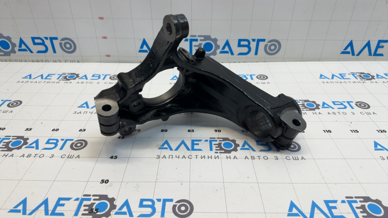 Цапфа передняя левая Nissan Rogue 17-20 сборка JP