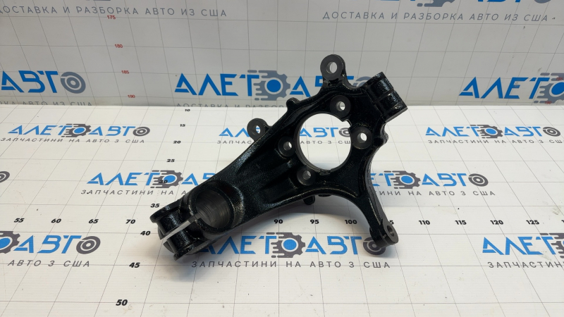 Цапфа передняя левая Nissan Rogue 17-20 сборка JP