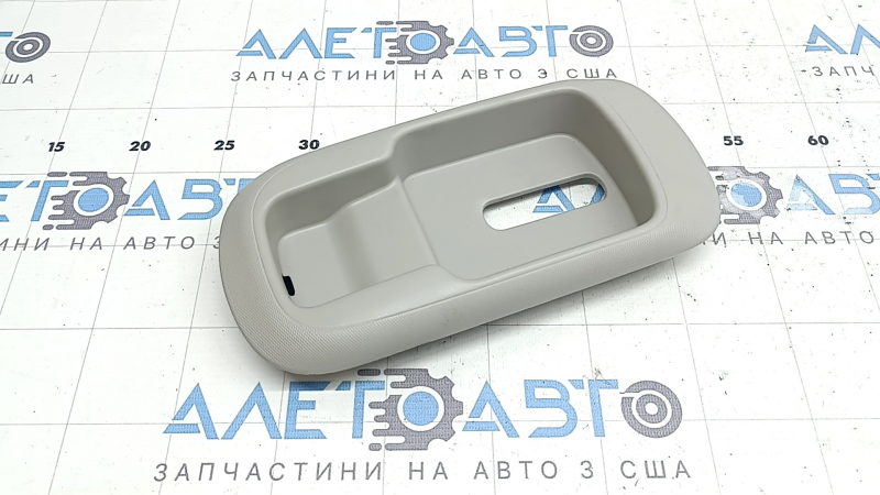 Накладка потолка под ремень левая Chrysler Pacifica 17-26 серая