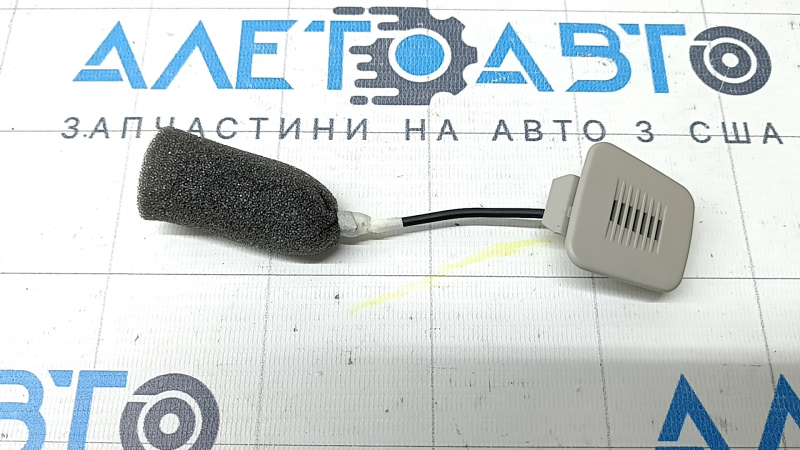 Микрофон в потолке Chrysler Pacifica 18-19 серый