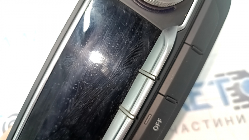 Управление климат-контролем заднего ряда Audi Q7 16-23 царапины